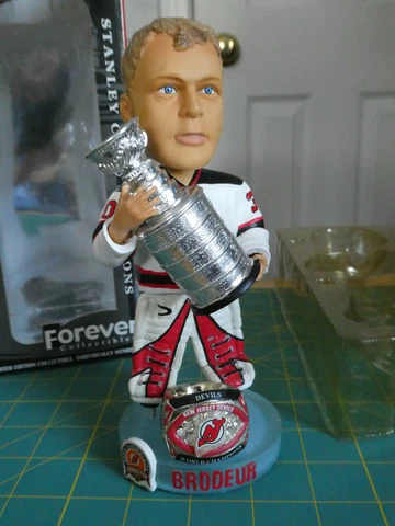 2003 Stanley Cup Martin Brodeur New Jersey Devils Bobblehead (Rare, In Box) Cover