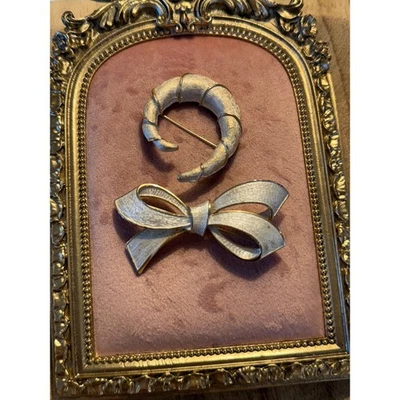 Paquete de broches encalados vintage cuerno en forma de media luna línea dorada cinta plateada Foto 1 de 4