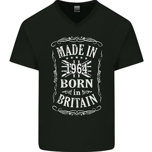 T-shirt uomo scollo a V cotone Born In Britain 61° compleanno made 1964 - Foto 1 di 3