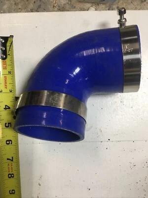 3-дюймовый силиконовый трубопровод интеркулера с зажимами  - Изображение 1 из 4