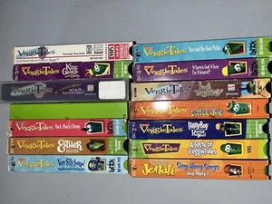14 Lot VHS Veggie Tales VeggieTales Larryboy Jonah Esther Blueberry Josh Pickle - Bild 1 von 12