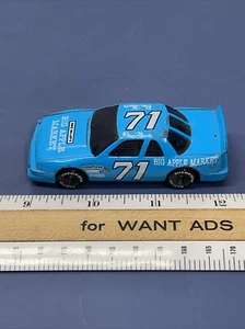 1991 Racing Champions 1:24 Dave Marcus NASCAR #71 Big Apple Market Chevy Lumina - Picture 1 of 7