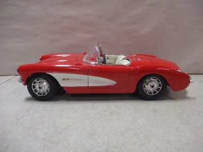 Chevrolet Corvette 1957 Bburago 1/18 Foto 1 de 4