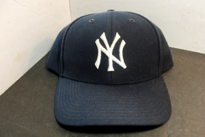 New York Yankees Hat Rare MLB Twins Enterprise Snapback Baseball Cap NWOT - Picture 1 of 5
