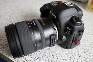 Canon EOS 5D MARK IV mit Objektiv Tamron 24-70mm F/2.8 Di VC USD G2. - Bild 1 von 8