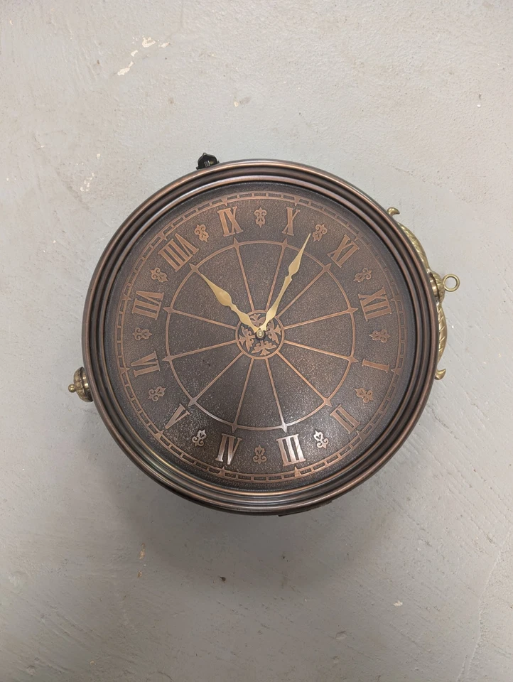 Reloj Estación Tren Doble Cara Bronce, no tengo ni idea si funciona o no  Foto 1 de 4