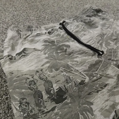 Pantalones Cortos De Colección Quiksilver Para Hombres XL Gris Palma Hawaiana Esqueleto Calavera Grunge Surf Y2K Foto 1 de 4