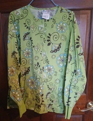 UA Scrubs Long Sleeve Jacket Green W/ Multicolor Flower Big Pockets Snap  LARGE - Image 1 of 4