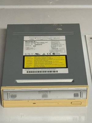 Sony DRU-500AX DVD/CD RW Rewriteable Drive - Image 1 of 4