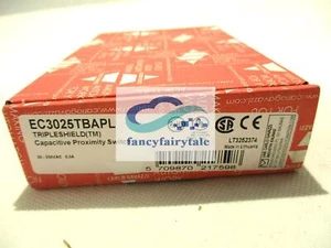 NEW CARLO GAVAZZI EC3025TBAPL CAPACITIVE PROXIMITY SWITCH - Picture 1 of 3