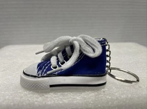 Converse Mini Sneaker Schlüsselring Kette Designer Schuh Design Schlüsselring 3 Zoll lang - Bild 1 von 5