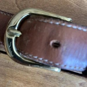 Dockers Leather Belt Luggage Tan Gold Tone Buckle Mens 42 X 7/8” - Picture 1 of 5