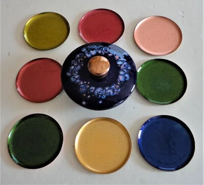 9 porta-copos modernos antigos de cobre esmaltado 8 círculos impressos e 1 prato e tampa azuis - Imagem 1 de 4