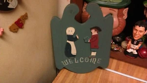 Welcome Wooden Sign,man/woman,blue,15x11,hangs,gd! - Picture 1 of 6
