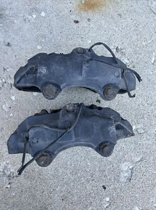 04-10 VW Touareg Front Brake Caliper Set 6 Six Piston Brembo 17Z - Picture 1 of 5
