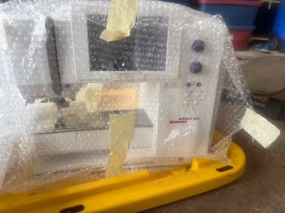 Bernina Artista 200 Screen Computerized Embroidery Sewing Machine - Image 1 of 2