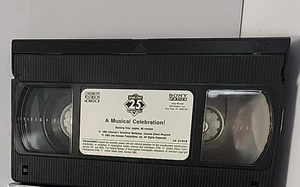Sesame Street’s 25 Years: A Musical Celebration (VHS, 1993 TESTED) Sony Wonder - Imagen 1 de 1