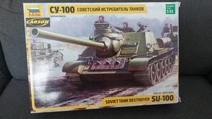 Modellbausatz Zvezda SU-100 Soviet Tank Destroyer 1:35 - Picture 1 of 2