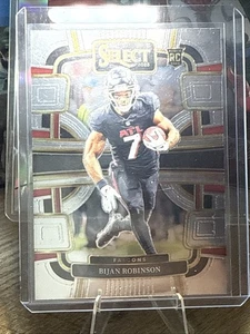 2023 Panini Select Bijan Robinson (RC) #4 Concourse Level - Picture 1 of 2