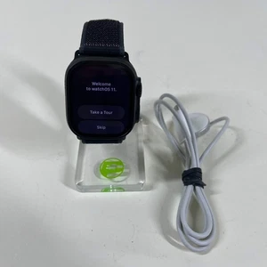 Apple Watch Ultra 2 49 mm débloqué noir titane noir boucle de trail MX4V3LW/A - Photo 1 sur 6