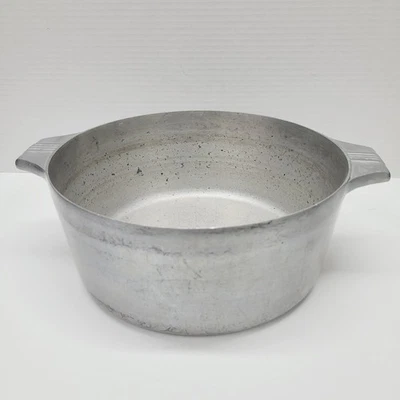 Vintage Wagner Ware Magnalite Sidney O 4248-P Stock Pot 5 QT Dutch Oven No Lid - Image 1 of 4