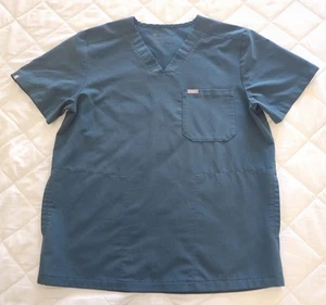 FIGS "Chisec" Men's Blue/Green 3 Pocket Scrub Top TM3000 Pre-owned Size Large - Picture 1 of 12