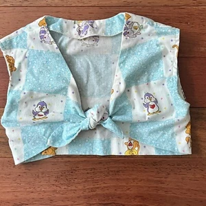 Top corto vintage de los 80 hecho a mano para niñas pequeñas Kenner Care oso primos corbata frontal - Imagen 1 de 6