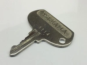 Nuevo fabricante de equipos originales Yamaha llaves de motocicleta códigos llaves de repuesto 1104-1196 - Imagen 1 de 1