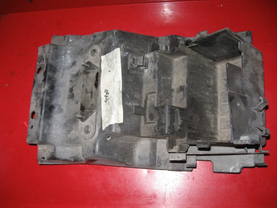 Kawasaki ZX-7R ZX7 ZX7R 750 1994 caja de batería Ninja  Foto 1 de 1