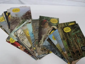 Lot of 47 1960s National Geographic School Bulletin - 1967, 1968, 1969 - Imagen 1 de 5