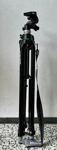Manfrotto Stativ Dreibein 058b & Getriebe Neiger 410 - Bild 1 von 5