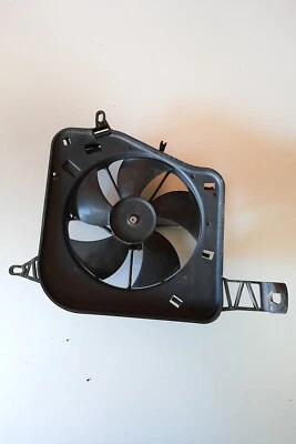 Ventilador extractor radiador original BMW S1000XR 14-19 K49 S1000R 8541622, 8 541 622 Foto 1 de 4