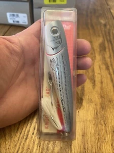 Nuevo patrón de bajo a rayas Creek Chub I6600JPBS 5" cabeza de nudillo 1-1/2 OZ bebé - Imagen 1 de 5