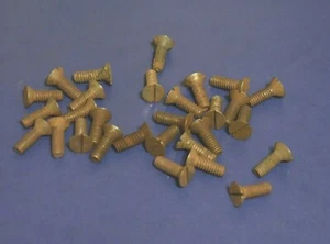 28 Vintage Slotted Flat Head Steel Machine Screws Bolts 1/4"-20 x 5/8" - Picture 1 of 4