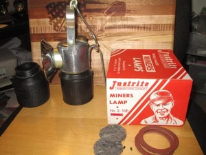 Miners JUSTRITE No. 2-500 CARBIDE HAND LAMP W/ Box & EXTRA BOTTOM!! - NOS! - Picture 1 of 10