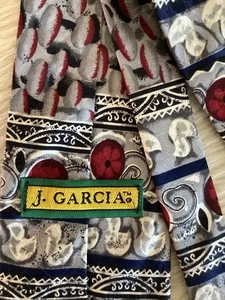 Vintage JERRY GARCIA Men’s Tie Abstract Geo Ducks Gray White Red Silk USA Made - Picture 1 of 7