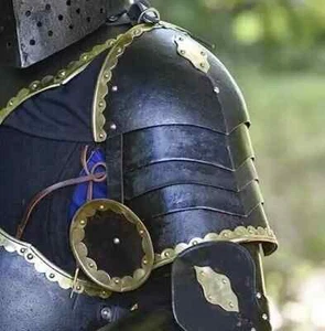 Conjunto de hombro negro hombro acero guerrero gótico oscuro par de calzoncillos armadura. - Imagen 1 de 4