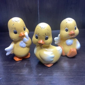 Lot Of 3 Yellow Baby Duck Birds Anthropomorphic Ceramic Easter Figurines - Picture 1 of 17