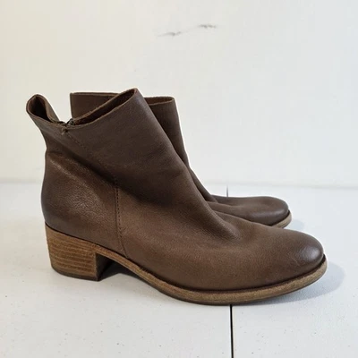 Bota feminina Kork Ease com zíper no tornozelo Mayten bronzeada couro marrom asteca K54006 8,5 M - Imagem 1 de 4