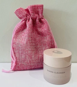 OMOROVICZA Luxury Queen Cleanser (30ml) in Pink Gift Pouch - NEW 🩷 - Picture 1 of 4