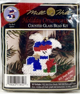 NEW 1994 Mill Hill Jingle Bunny H52 Counted Glass Bead Ornament Kit Vintag 12568 - Bild 1 von 2