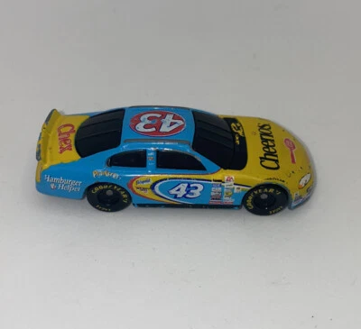 Cheerios 1/64 NASCAR Nº 43 Diecast Car #43 General Mills Richard Petty Goodyear Foto 1 de 4