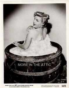 SEXY BUSTY CLEO MOORE IS THE BAIT ORIG VINTAGE COLUMBIA PICTURES FILM NOIR #1 - Picture 1 of 1