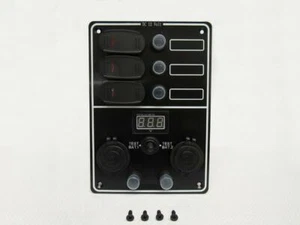 Pannello interruttore impermeabile 12 V 3 marce con prese per sigarette e voltmetro digitale - Foto 1 di 2