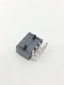 Cabezal conector de alimentación de repuesto para GPU PCIe de 8 pines pestillo normal VENDEDOR DE EE. UU. - Imagen 1 de 3