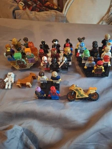 Lego Minifigur Konvolut 36 verschiedene Figuren Top Zustand die meisten Figuren vollständig - Bild 1 von 7