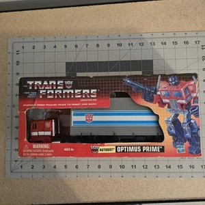 Optimus Prime Transformers G1 Commemorative Series I Figure w/ Box 2002 Hasbro - Picture 1 of 13