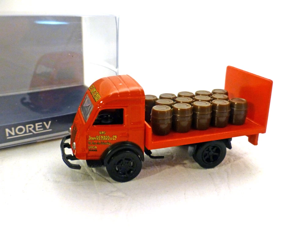 Renault Galion 1963 " Brasseur " Con Faesser, NOREV, 1:87 - Immagine 1 di 1