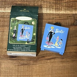Hallmark Keepsake Ornament Solo in the Spotlight Case & Barbie Ornament - 2001 - Imagen 1 de 5