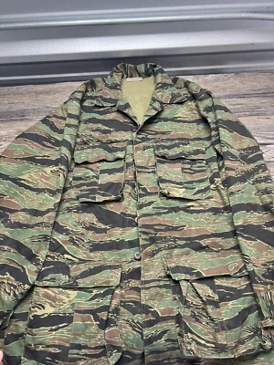 Abrigo de Combate De Colección Para Hombre Grande Camuflado Vietnam Tigre Rayas Chaqueta Burk Gung Ho Foto 1 de 4